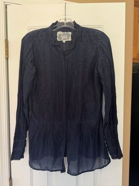 Love Johnny Was Navy Gothic Blouse Eyelet Ruffled Small Silk Blend Button Down